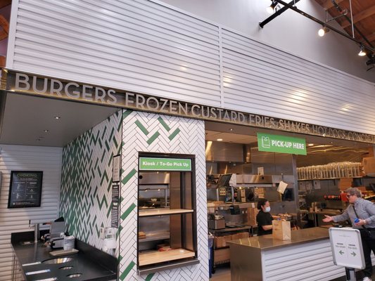 Shake Shack Cow Hollow by null