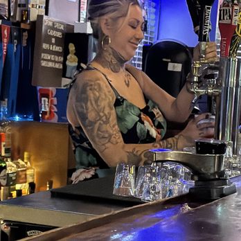 Swell Bar - Bars Near Me - Alameda, California Swell Bar - Bars Near Me - Alameda, California
