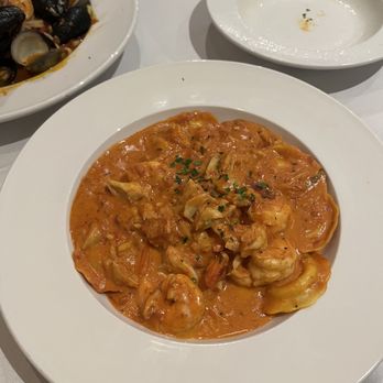 Gregorio's Trattoria - Ravioli Di Gregorio** - Italian Near Me - Bethesda, Maryland Gregorio's Trattoria - Ravioli Di Gregorio** - Italian Near Me - Bethesda, Maryland