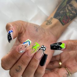 UNIQ Nails & Spa