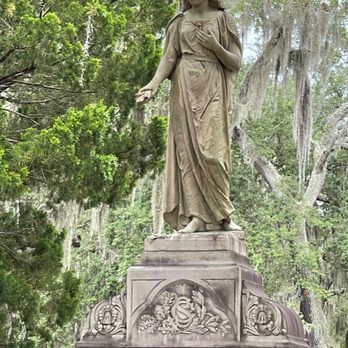 Bonaventure Cemetery Tours - Historical Tours Near Me - Savannah, Georgia Bonaventure Cemetery Tours - Historical Tours Near Me - Savannah, Georgia