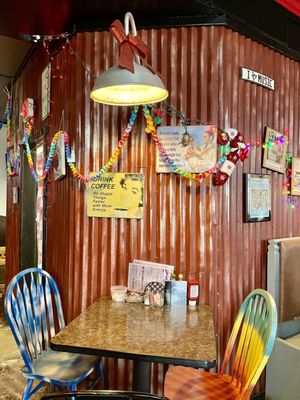 SB's Lakeside Love Shack by null