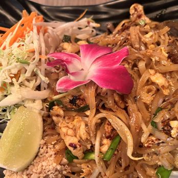 Srisiam Thai Kitchen - Pad Thai - Thai Near Me - Arcadia, California Srisiam Thai Kitchen - Pad Thai - Thai Near Me - Arcadia, California