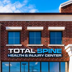 Total Spine Health & Injury Center - Front office sign/entry