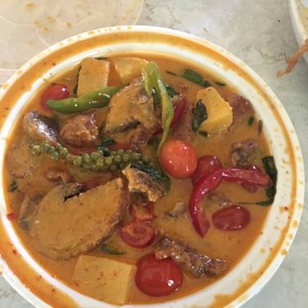 Ruuthai's Kitchen - Duck curry - Thai Near Me - Bridgeport, Connecticut