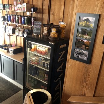Covered Bridge Creamery - Inside - Coffee & Tea Near Me - Long Grove, Illinois