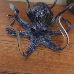 Art FX Fine Jewelry - Another photo of the octopus purchased in 2018.