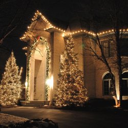 Up on the House Top Christmas Lighting