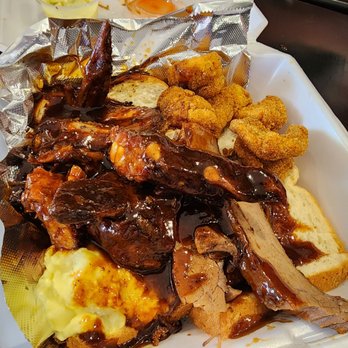 Rib Shack Smoke House - 4 Meat Platter; catfish nuggets, chicken wings, brisket, and rib tips - Barbeque Near Me - Omaha, Nebraska