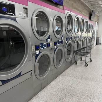 LaundroLab - Dryers - Laundromat Near Me - Mesa, Arizona
