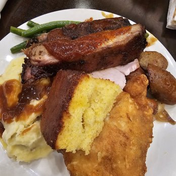 Serrano Buffet - Fried chicken and corn bread mashed potatoes sausages green beans ribs - Buffets Near Me - Highland, California Serrano Buffet - Fried chicken and corn bread mashed potatoes sausages green beans ribs - Buffets Near Me - Highland, California