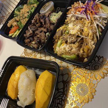 Elephant Thai Kitchen - Food - Thai Near Me - Long Beach, California