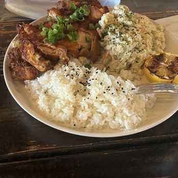 Common Theory - Gastropubs Near Me - San Diego, California Common Theory - Gastropubs Near Me - San Diego, California