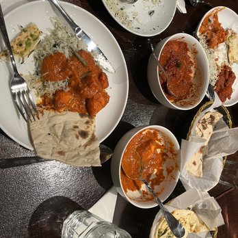 Indian Paradise - 157. Lamb Vindaloo 143. Chicken Tikka Masala Spicy Naan Roti - Indian Near Me - Chicago, Illinois