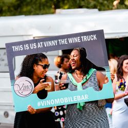 Vino Mobile Bar