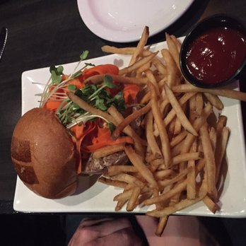 Irvine Improv - Ahi burger - Comedy Clubs Near Me - Irvine, California Irvine Improv - Ahi burger - Comedy Clubs Near Me - Irvine, California
