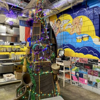 Bongo Beaux's Bourre Palace & Cajun Kitchen - Cajun/Creole Near Me - Celina, Texas