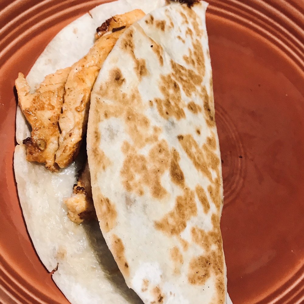 El Campesino - Grilled chicken quesadilla - Mexican Near Me - Stow, Ohio El Campesino - Grilled chicken quesadilla - Mexican Near Me - Stow, Ohio