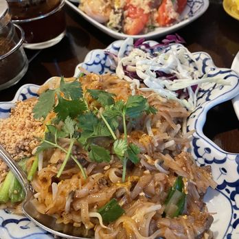 Thai Classic In Paso - Thai Near Me - Paso Robles, California