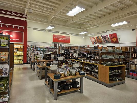 TJ MAXX - Updated July 2025 - 414 Photos & 125 Reviews - 1120 Kuala St