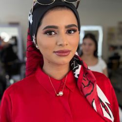 Beauty by Ani - Glam make up