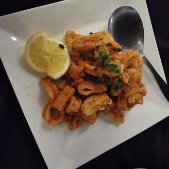 Maxi's - Sautéed Calamari - Italian Near Me - Cleveland, Ohio