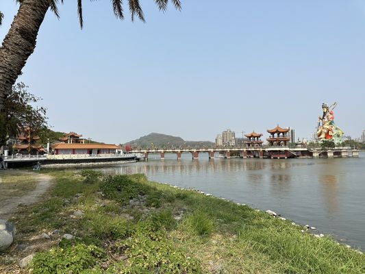 Dragon and Tiger Pagodas by null