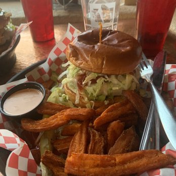Oscar's Cafe - Impossible burger with sweet potato fries - Mexican Near Me - Springdale, Utah Oscar's Cafe - Impossible burger with sweet potato fries - Mexican Near Me - Springdale, Utah