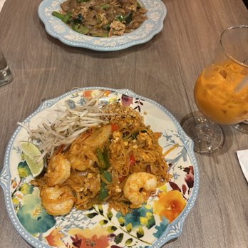 Sampannee Thai - Thai Near Me - Washington, DC, District of Columbia