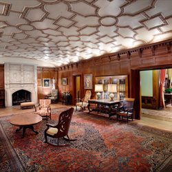 Ellwood House Museum - Living room of 1912. Photo by Thom Rouse.