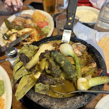 Los Dos Potrillos - Food is delicious and our server was the best , very attentive and quick - Mexican Near Me - Castle Rock, Colorado