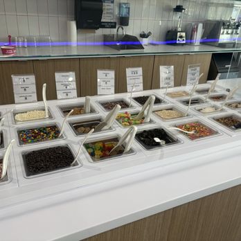 16 Handles - Ice Cream & Frozen Yogurt Near Me - Missouri City, Texas 16 Handles - Ice Cream & Frozen Yogurt Near Me - Missouri City, Texas