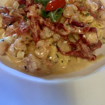 Café Figaro - Fettucine All'adriatica - Italian Near Me - Burlingame, California