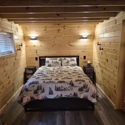 Whispering Winds Campground - Piney high end cabin