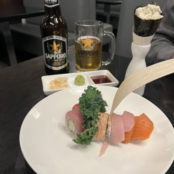 Yamashiro - Premium Rainbow Roll Sapporo in a cold glass! BCH(BLUE CRAB HAND ROLL) - Japanese Near Me - Redondo Beach, California Yamashiro - Premium Rainbow Roll Sapporo in a cold glass! BCH(BLUE CRAB HAND ROLL) - Japanese Near Me - Redondo Beach, California