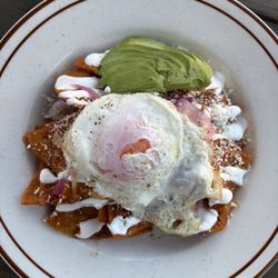 Paisita Cafe - Chilaquiles vibe