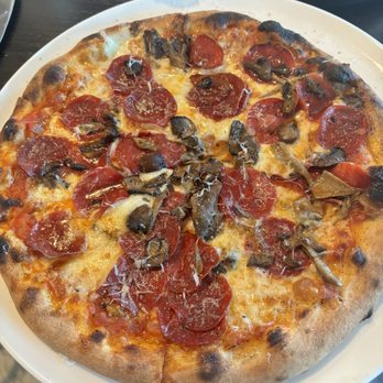 Graffito Pizza - Pepperoni pizza (added roasted mushrooms). - Pizza Near Me - Savannah, Georgia Graffito Pizza - Pepperoni pizza (added roasted mushrooms). - Pizza Near Me - Savannah, Georgia