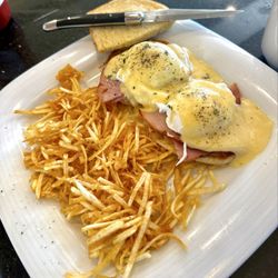 Beach Glass Cafe - Eggs Benny, cooked great, but this time poor service and cheap weak coffee.