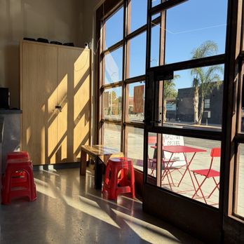 Halfday Coffee - Inside - Coffee & Tea Near Me - Los Angeles, California