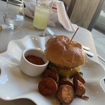 Five Corners Ristorante - Sunday brunch - Italian Near Me - Newark, New Jersey