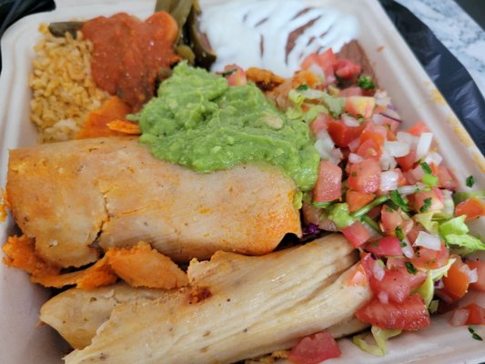 Don Chuys Mexi-Mercado by null