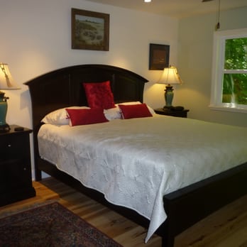 Side By Side Vacation Rental - California King Bed - Vacation Rentals Near Me - Guerneville, California Side By Side Vacation Rental - California King Bed - Vacation Rentals Near Me - Guerneville, California