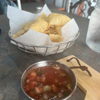 La Costa Bora - Seafood Near Me - Belvidere, Illinois