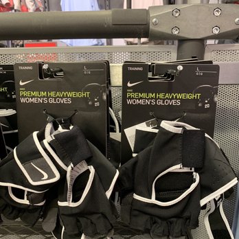 Nike Factory Store - Bluffton - Sports Wear Near Me - Bluffton, South Carolina