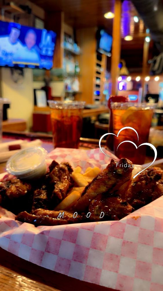 Sue's Wings and Things Image