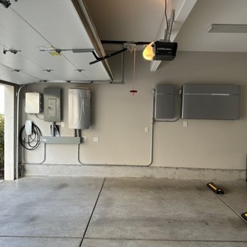Connected Technology - In garage Controller, Combiner, secondary panel, and batteries, with EV wall connector. - Electricians Near Me - Rocklin, California