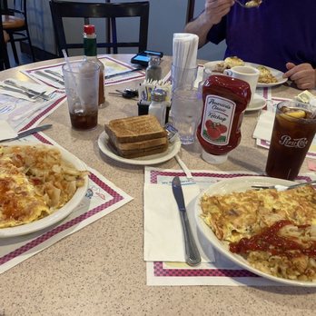 Buccaneer Diner - Diners Near Me - East Elmhurst, New York