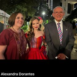 Consulate General Of Mexico In Austin - Council de Mexico y su esposa, con Alexandra Dorantes
en Austin, Texas