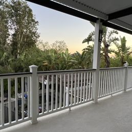 Look at how seamless Ramil attached the Trex railing to the aluminum post. Excellent work. Look at how seamless Ramil attached the Trex railing to the aluminum post. Excellent work.