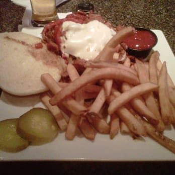 The Ugly Duckling - Linguiça, pepper and onion sandwich - American Near Me - Taunton, Massachusetts